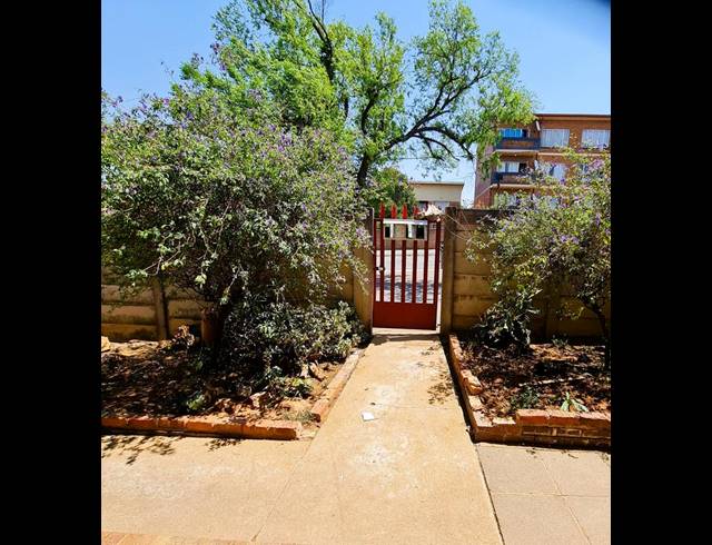 BUSINESS FOR SALE IN GERDVIEW